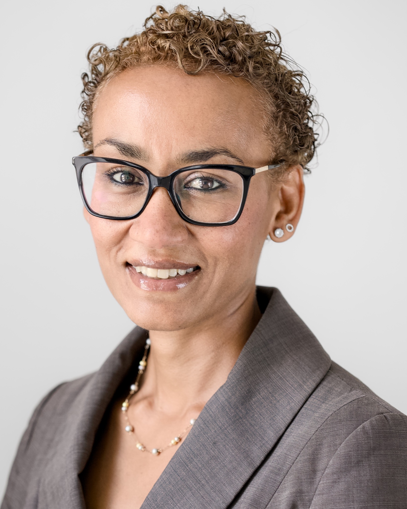 Picture-Melanie-Williams-Associate-Solicitor